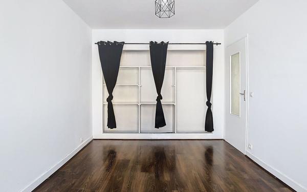 Appartement à vendre    1 pièce • 28,47 m2 Aurillac