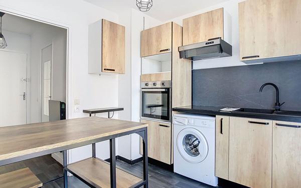 Appartement à vendre    1 pièce • 28,47 m2 Aurillac