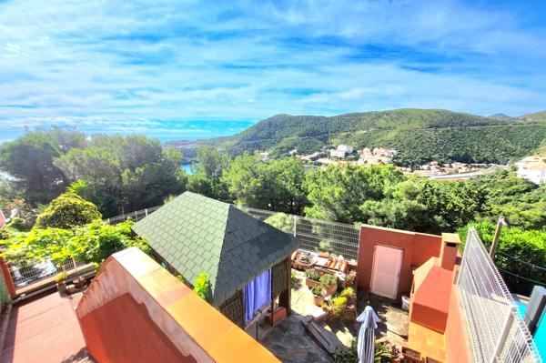 Maison individuelle 4 pièces avec grande terrasse, vue dégagée et grand garage à Cerbère Cerbère (66290)