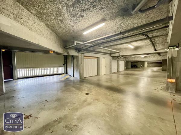 Parking à vendre 12m² Caen (14000)