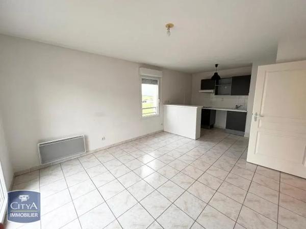 Appartement à louer 2 pièces 43.07m² Niort (79000)