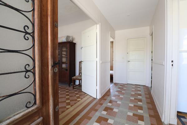SAINT PALAIS SUR MER - 400 M PLAGE DU BUREAU ET DES COMMERCES - MAISON DE FAMILLE 178 m² HAB à RENOVER