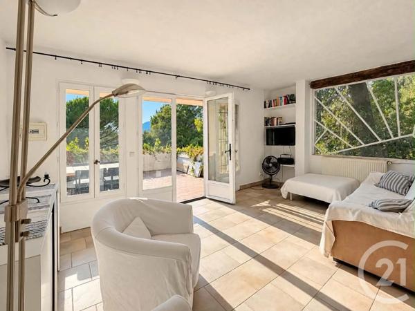 Appartement à vendre  2 pièces - 49,10 m 2   VENCE  - 06