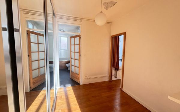 Appartement à vendre    3 pièces • 46 m2 Paris 14