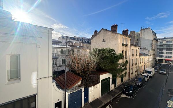 Appartement à vendre    3 pièces • 46 m2 Paris 14