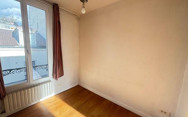 Appartement à vendre    3 pièces • 46 m2 Paris 14