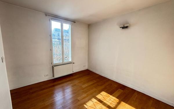 Appartement à vendre    3 pièces • 46 m2 Paris 14