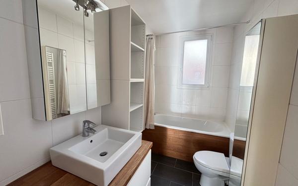 Appartement à vendre    3 pièces • 46 m2 Paris 14