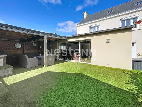 Ensemble immobilier de 273 m² habitables sur 868 m² de terrain