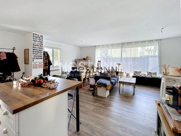 Ensemble immobilier de 273 m² habitables sur 868 m² de terrain