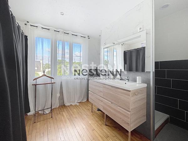 Ensemble immobilier de 273 m² habitables sur 868 m² de terrain