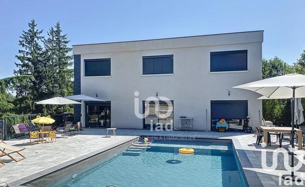 Maison à vendre 10 pièces 247 m² Millery