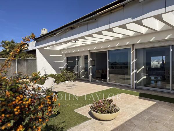 Thalassa Residence - Appartement Dernier Etage Terrasse avec vue panoramique sur la mer