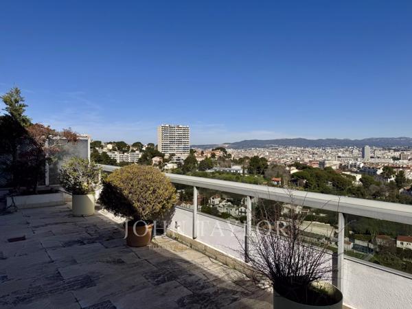 Thalassa Residence - Appartement Dernier Etage Terrasse avec vue panoramique sur la mer