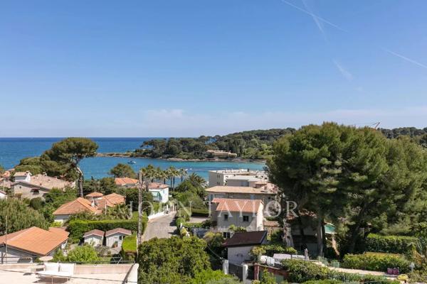Cap d'Antibes | Proche Garoupe et Plage