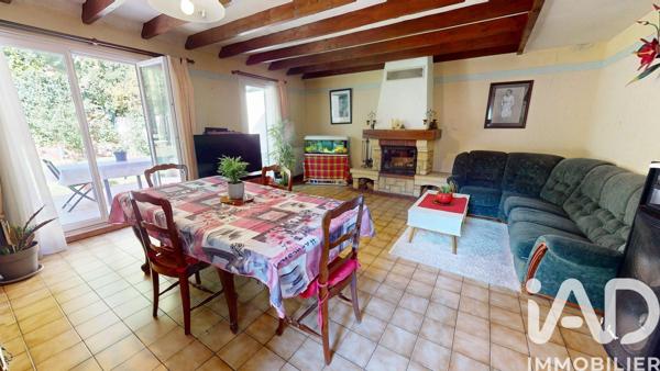 Maison à vendre 6 pièces 126 m² Savigny-le-Temple