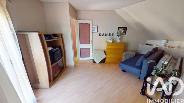 Maison à vendre 6 pièces 126 m² Savigny-le-Temple