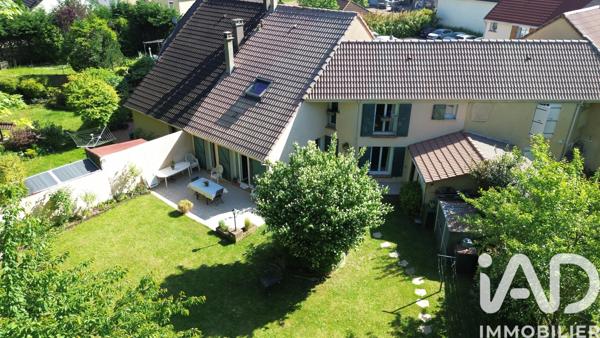 Maison à vendre 6 pièces 126 m² Savigny-le-Temple
