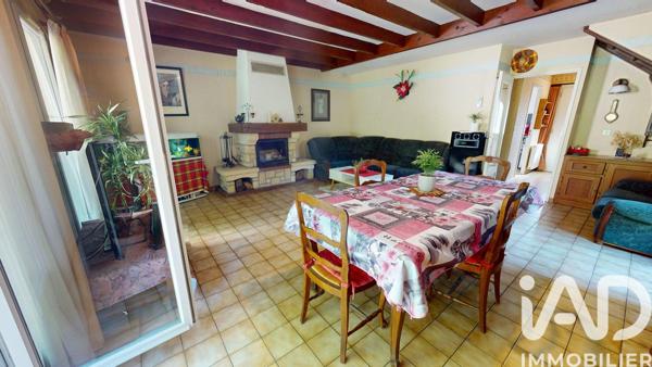 Maison à vendre 6 pièces 126 m² Savigny-le-Temple