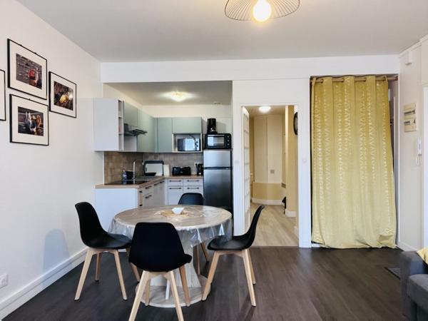 Appartement à vendre |  Rochefort |  2 pièces | 48 m²