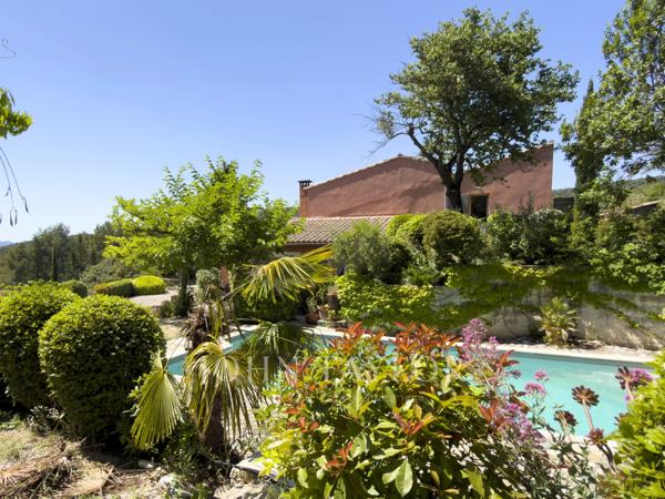 Villa de charme, vue ouverte et dégagée - 13260 CASSIS