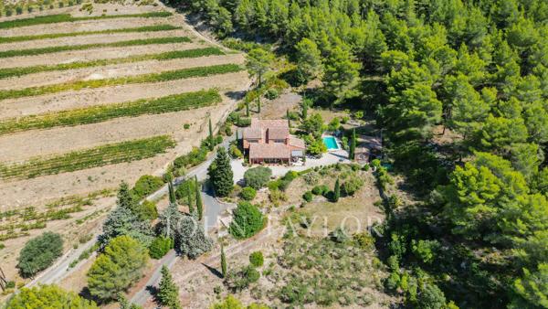 Villa de charme, vue ouverte et dégagée - 13260 CASSIS