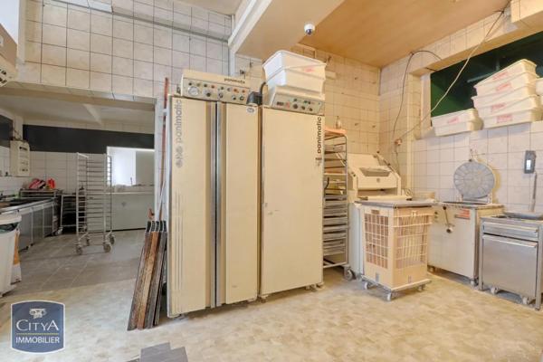 Local commercial à vendre 117.08m² Maisons-Alfort (94700)