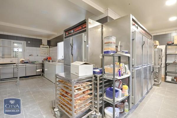 Local commercial à vendre 117.08m² Maisons-Alfort (94700)