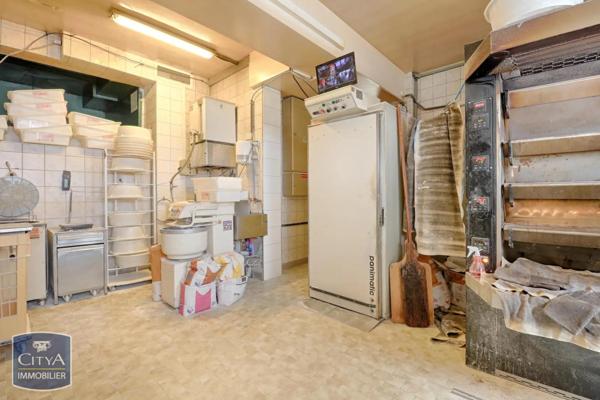 Local commercial à vendre 117.08m² Maisons-Alfort (94700)