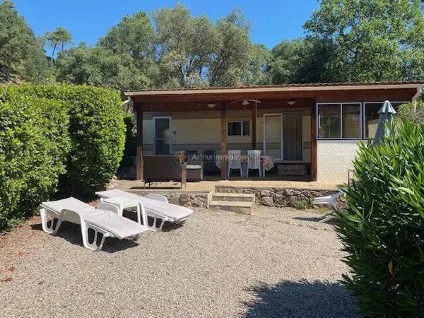 Vente Terrain 248 m2 à Fréjus