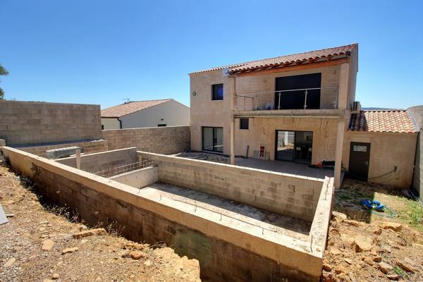 Maison Piolenc 6 pièce(s) 143 m2 habitable - 502m² de terrain