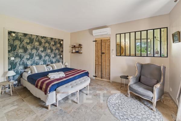 Arles – Domaine de caractère au cœur de la Camargue, activité de gîtes et chambres d’hôtes