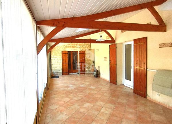 Maison Pineuilh 7 pièce(s) 165 m2