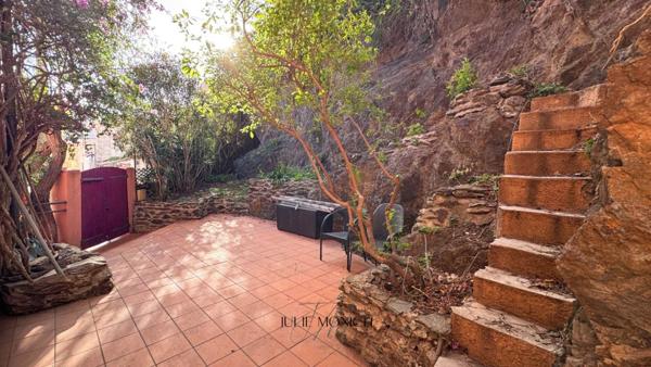 MAISON 3 FACES AVEC TERRASSES ET JARDIN