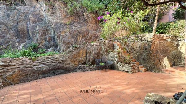 MAISON 3 FACES AVEC TERRASSES ET JARDIN