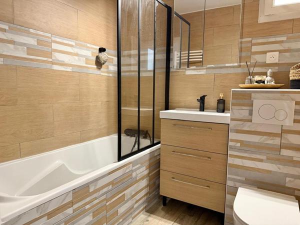 Maison idéalement placée, à 300 m du marché