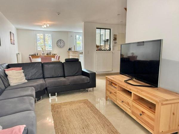 Maison idéalement placée, à 300 m du marché