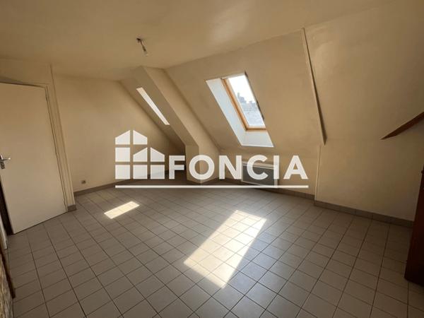 Location Appartement 2 pièces 34.93 m² - 59 GRANDE RUE Chateau Thierry 02400
