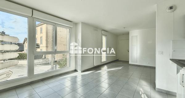 À vendre Appartement 2 pièces 47 m² - Bourgoin-jallieu 38300