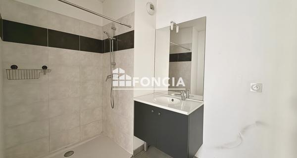 À vendre Appartement 2 pièces 47 m² - Bourgoin-jallieu 38300