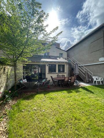 Rare ! Maison ancienne rénovée à vendre à Saumur entre les Ponts