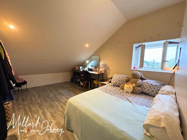 Maison à SAINT-VALLIER, 71230 - 9 pièces 204m²