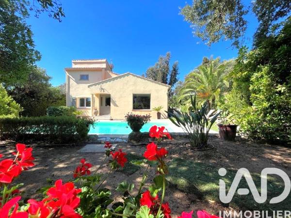Maison à vendre 5 pièces 154,16 m² Fréjus