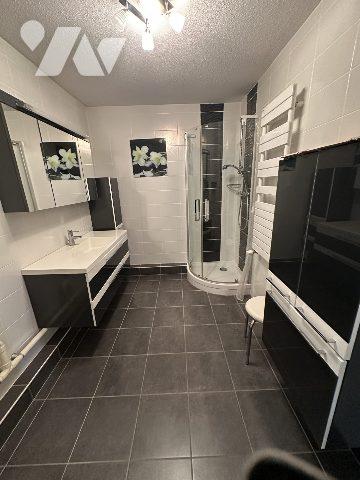 APPARTEMENT F4 - 80m² - GARAGE