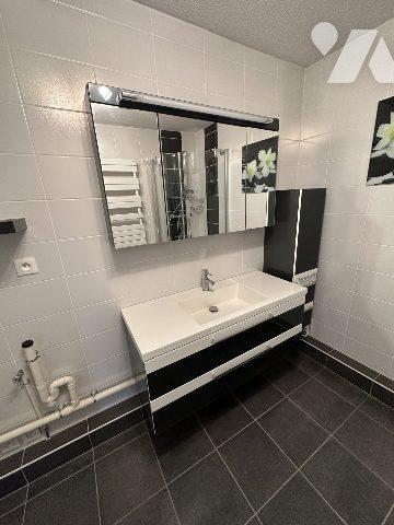 APPARTEMENT F4 - 80m² - GARAGE