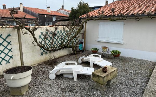 Maison à vendre    5 pièces • 162 m2 Magné