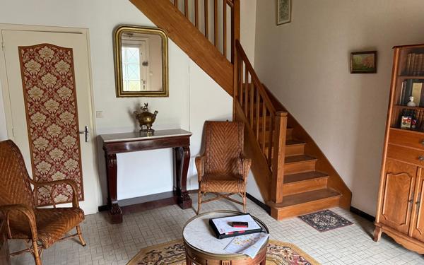 Maison à vendre    5 pièces • 162 m2 Magné