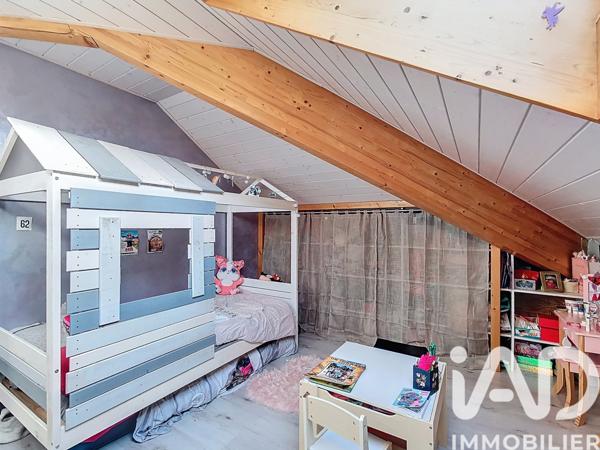 Maison à vendre 7 pièces 138 m² Saint-Cergues