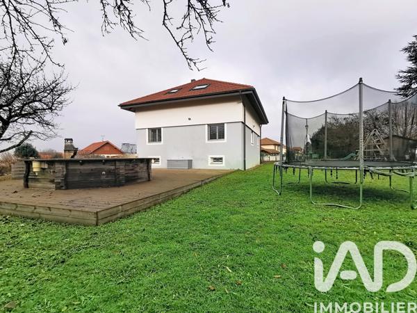 Maison à vendre 7 pièces 138 m² Saint-Cergues