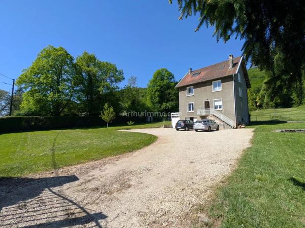 Vente                                                      Maison
                        
                     6 pièces                      141 m2                     à Belley